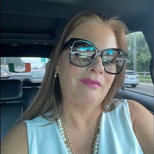 Meet your Posher, Bonnie